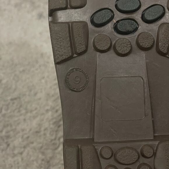 L.L. Bean Waterproof Insulated Winter Duck Boots Mens Size 9 Outdoor Hiking - Picture 9 of 9